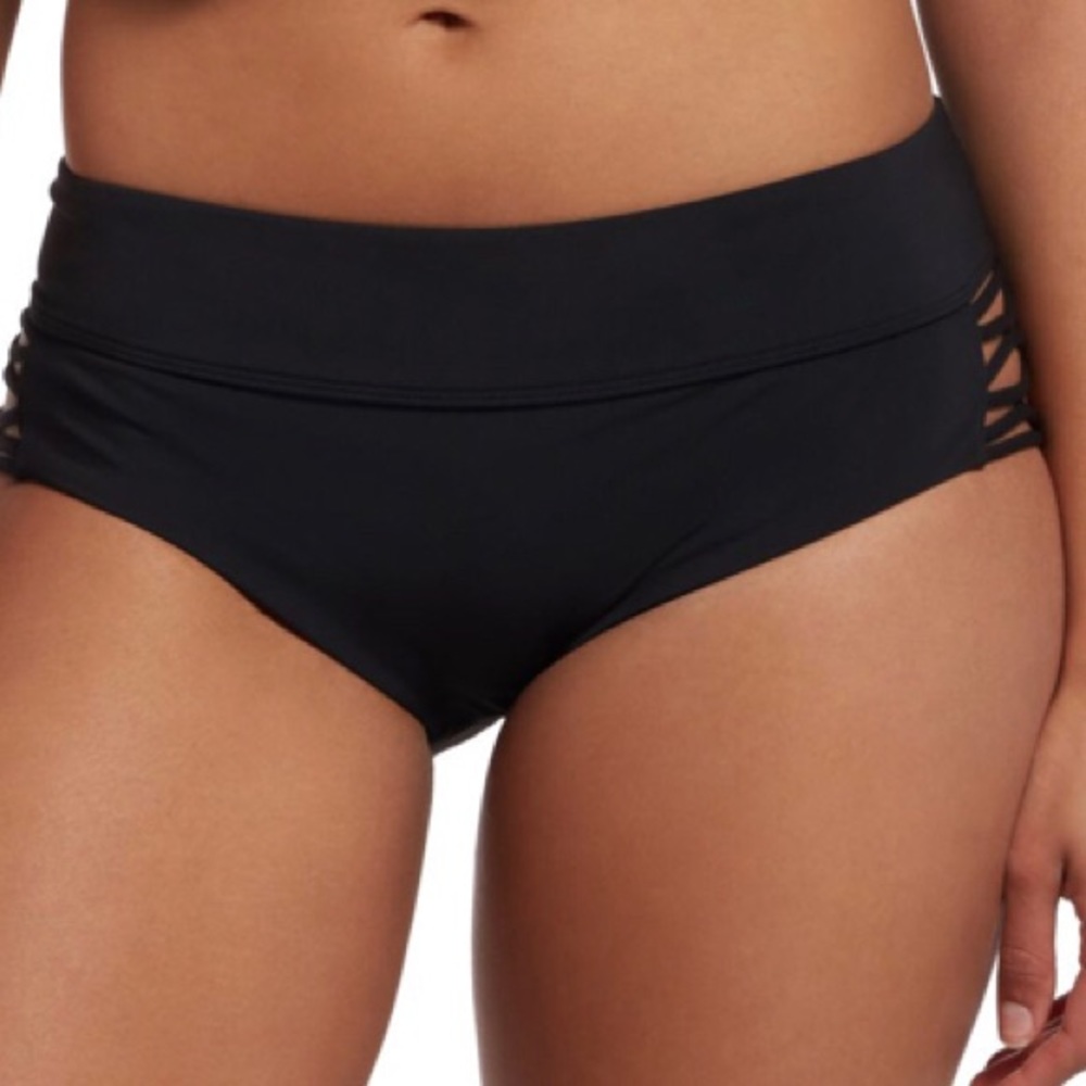 NEW WITH TAGS Swim Bottoms Calia Swimwear